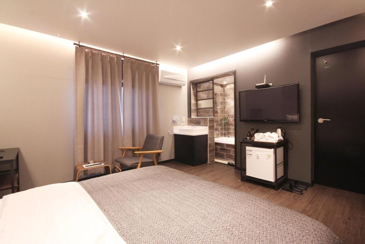 בוסאן Hi Design Hotel מראה חיצוני תמונה