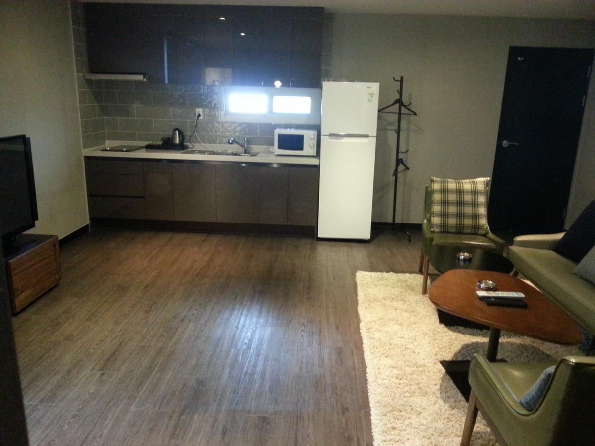 בוסאן Hi Design Hotel מראה חיצוני תמונה